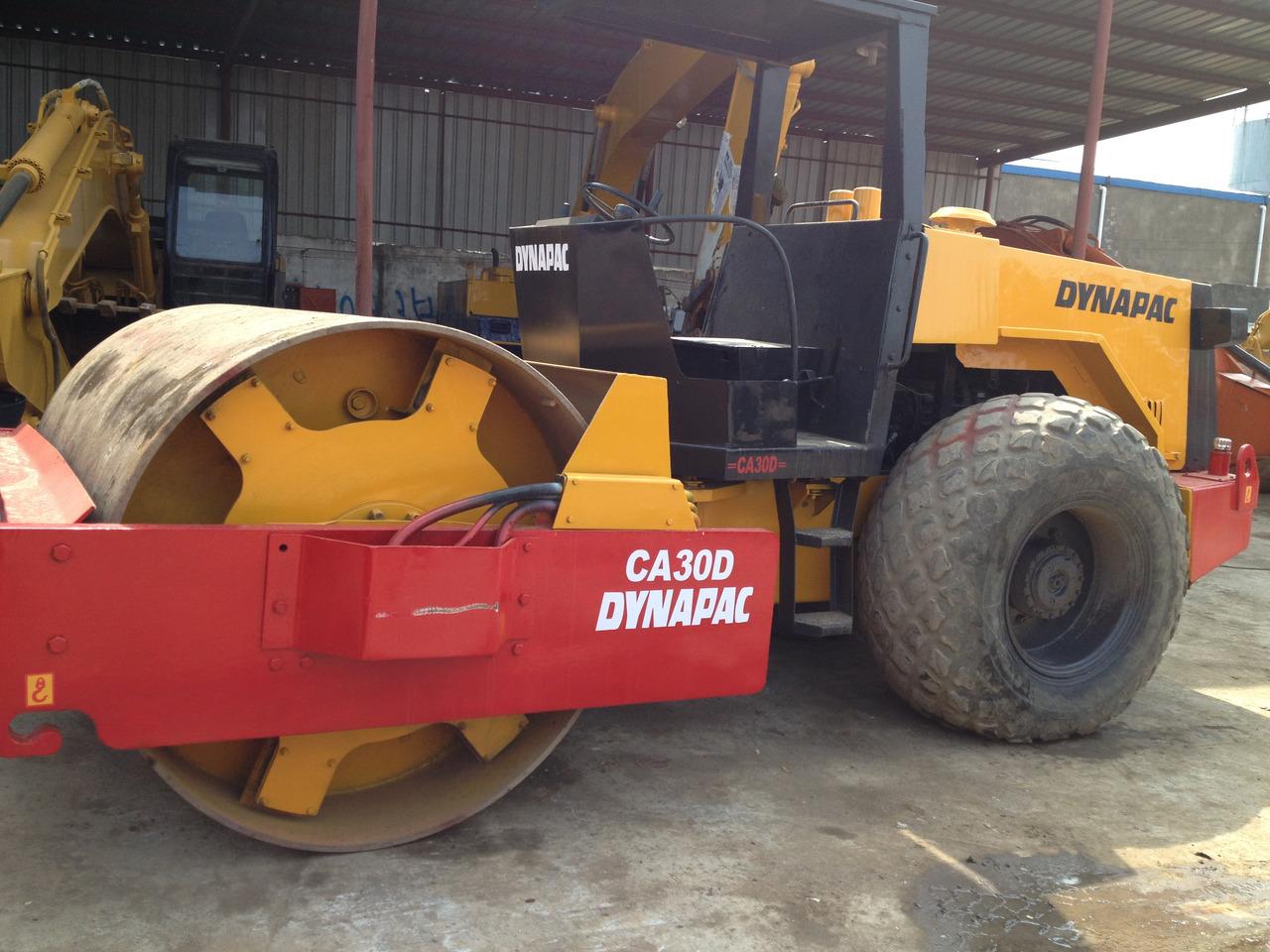 Road roller CA30D CA30D- Photo 6