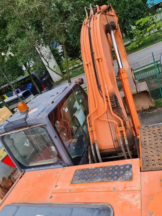 Excavator Secondhand Excavator Hitachi Zx210 Zk60 Zx70 Zx200 Used Hitachi210 Excavators Used Excavator in Japan Multifunction Secondhand Excavator Hitachi Zx210 Zk60 Zx70 Zx200 Used Hitachi210 Excavators Used Excavator in Japan Multifunction- Photo 4