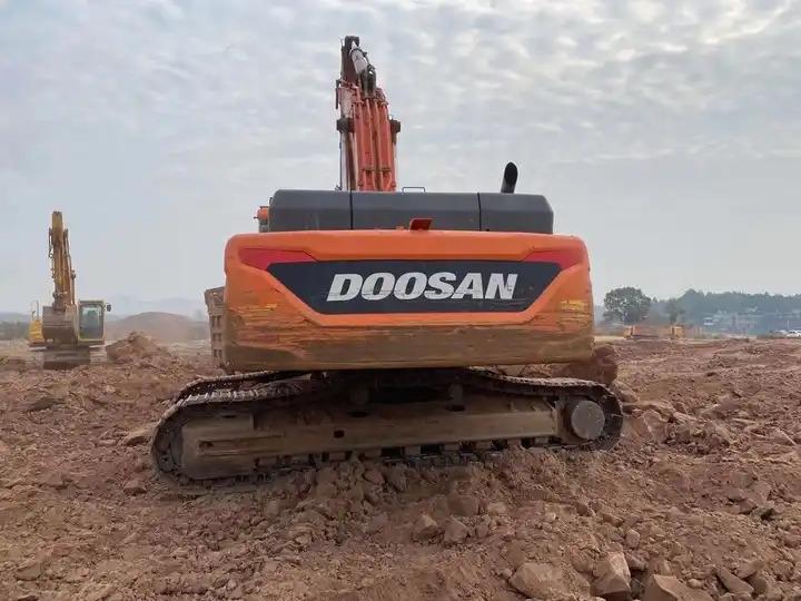 Crawler excavator High Quality Second Hand Doosan Dx420 Excavator,Efficient,Energy-saving,And Suitable For Crushing Used Hand Excavators High Quality Second Hand Doosan Dx420 Excavator,Efficient,Energy-saving,And Suitable For Crushing Used Hand Excavators- Photo 2