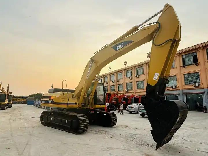 Crawler excavator High Quality Cat Used Excavator 330bl,330b,330c Excavator Machine Second Hand Cat 30t Used Excavator For Sale In Shanghai High Quality Cat Used Excavator 330bl,330b,330c Excavator Machine Second Hand Cat 30t Used Excavator For Sale In Shanghai- Photo 5