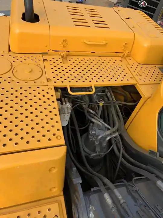 Crawler excavator Used Volvo Excavator Ec210 20ton Tracked Excavator Secondhand 20t Original Volvo Excavator For Sale in Shanghai Used Volvo Excavator Ec210 20ton Tracked Excavator Secondhand 20t Original Volvo Excavator For Sale in Shanghai- Photo 5