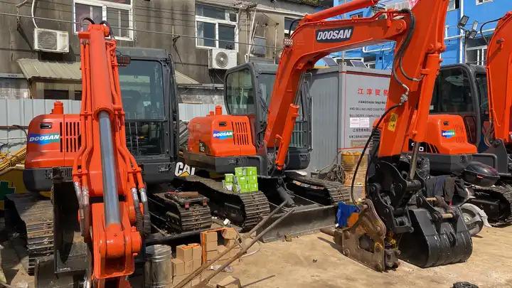 Crawler excavator High Quality Best Price For 6t Mini Excavator,Small Excavating Machine Korea Doosan Used Excavators Doosan Dx60 For Sale High Quality Best Price For 6t Mini Excavator,Small Excavating Machine Korea Doosan Used Excavators Doosan Dx60 For Sale- Photo 5