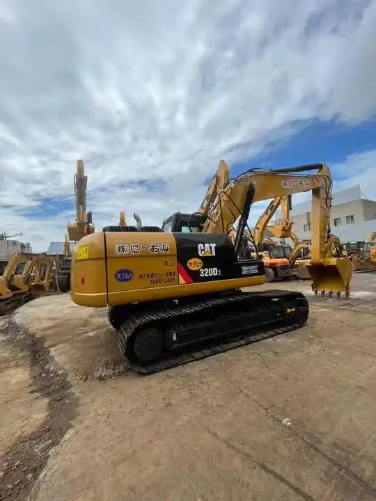 Excavator Used CAT 320 320B 320C 320D Caterpillar Excavator with bucket Second hand Suministramos excavadoras de segunda Mano Used CAT 320 320B 320C 320D Caterpillar Excavator with bucket Second hand Suministramos excavadoras de segunda Mano- Photo 5