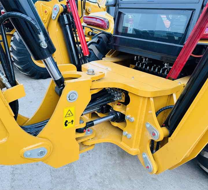 Backhoe loader Excellent Quality 4x4 Caterpillar Tlb Good Price 420f Backhoe Loader With H-shaped Stand In Shanghai Excellent Quality 4x4 Caterpillar Tlb Good Price 420f Backhoe Loader With H-shaped Stand In Shanghai- Photo 5