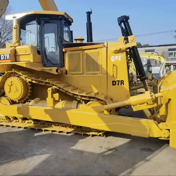 Bulldozer Used Bulldozers CAT D7R D8R with low price in Low Working Hour Used Bulldozers CAT D7R D8R with low price in Low Working Hour- Photo 2