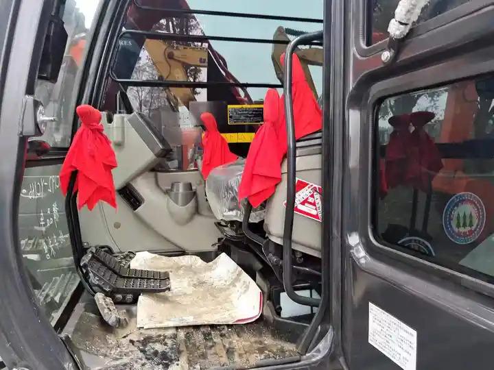 Гусеничный экскаватор Original 7ton Used Excavator In Shanghai China 2019 Second Hand Hitachi Zx70 Used Excavator For Sale Original 7ton Used Excavator In Shanghai China 2019 Second Hand Hitachi Zx70 Used Excavator For Sale- Photo 6