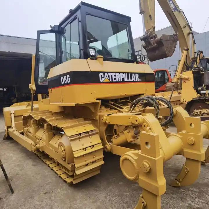 Bulldozer High Quality D6G Used Bulldozer cat D8r Cat Bulldozer Used D7G Bulldozer For Sale Made In Japan High Quality D6G Used Bulldozer cat D8r Cat Bulldozer Used D7G Bulldozer For Sale Made In Japan- Photo 2